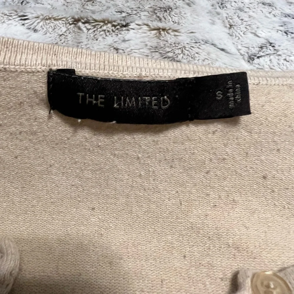 Cardigan - Picture 2 of 2